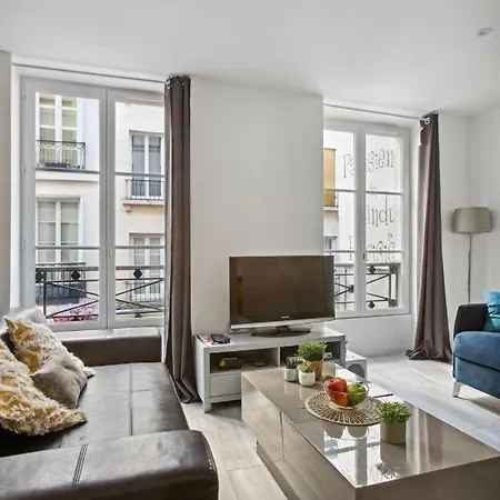 Mabillon - St Germain Apartment