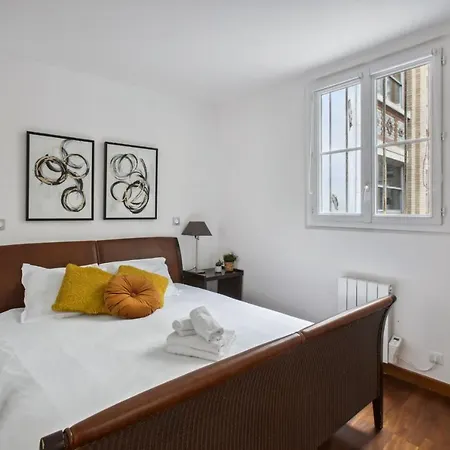 Apartment Mabillon - St Germain Paris